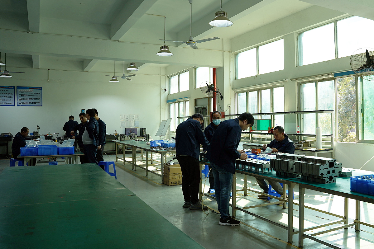 Assembly workshop