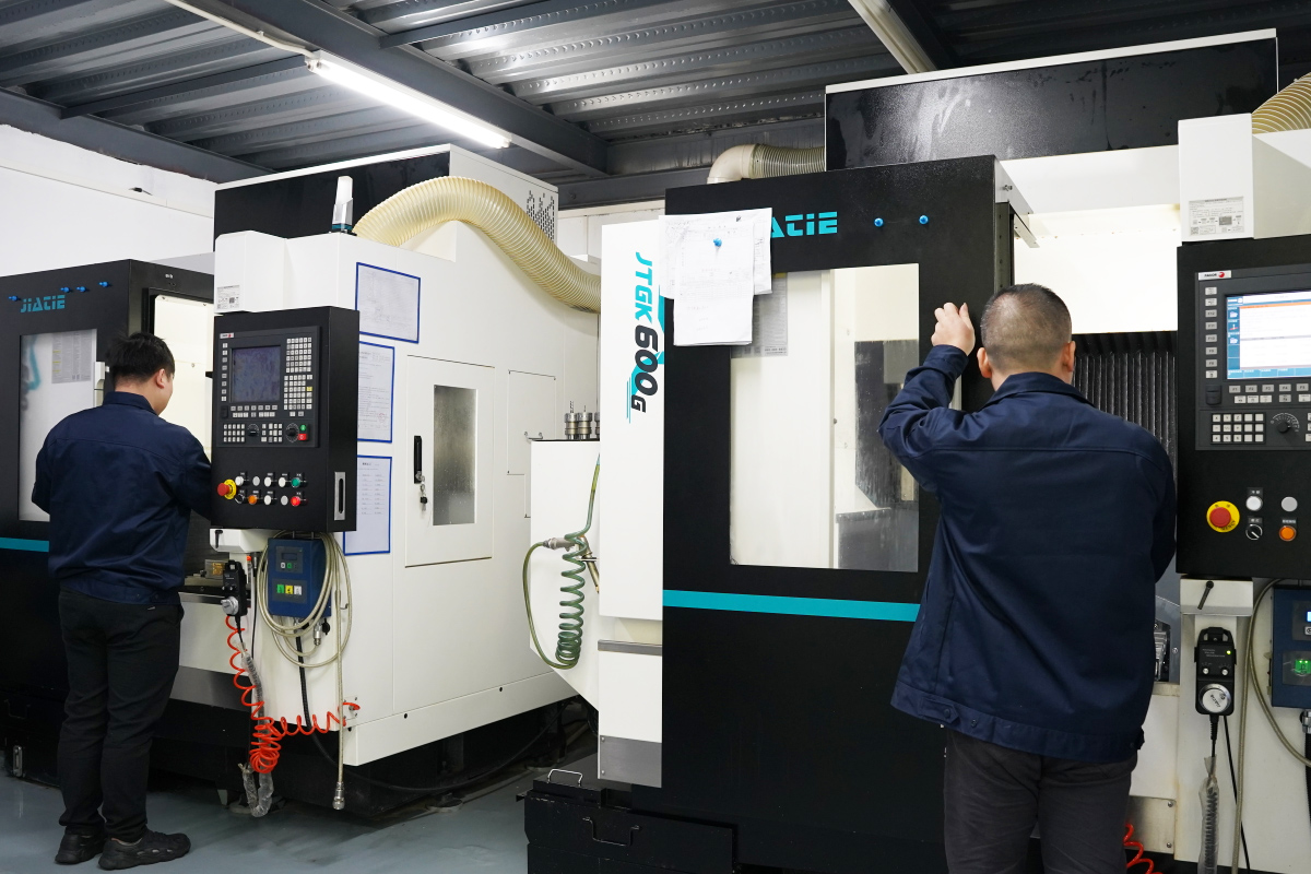 High speed machining center