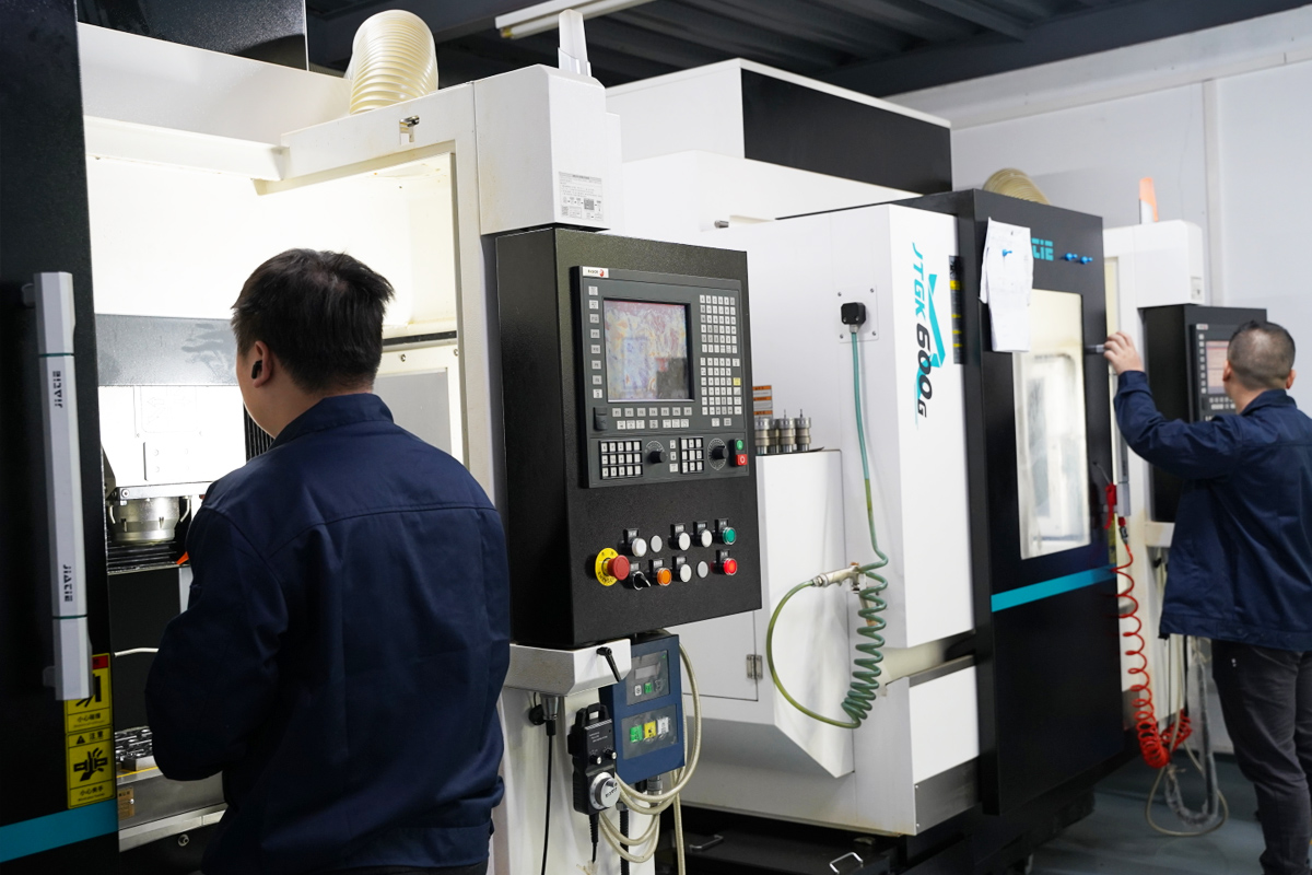 High speed machining center